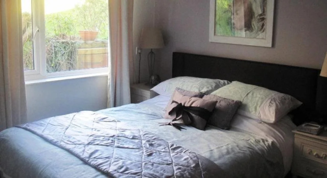 Shrubdown, Reservar Hotel Freshford Merseyside