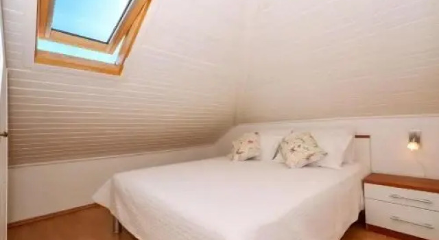 Apartments Mira