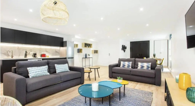 Cmg Residence Buttes Chaumont - Botzaris, Забронировать Отель 19-й округ: Ля Вилетт Париж, рядом с Курон
