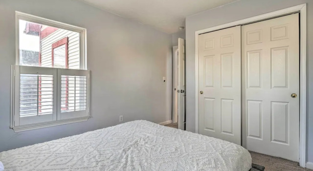Cozy Indianapolis Home w/ Private Hot Tub!, Prenota Casa vacanze Hotel a Indiana con parcheggio, Parcheggio