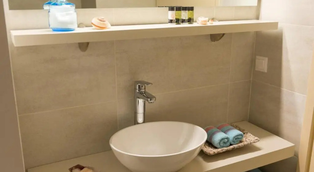 Апартаменты Mani Tower Villa