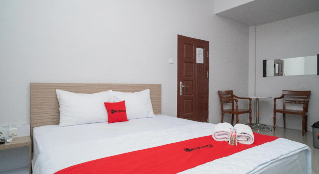 RedDoorz Syariah near Jalan Ahmad Yani Banjarmasin 3