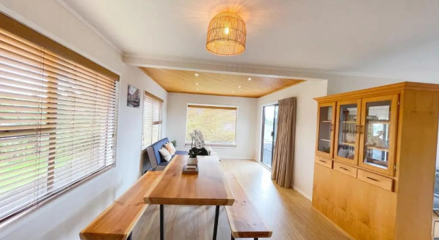 Коттедж с 3 комнатами A home-like stay at 22 carter