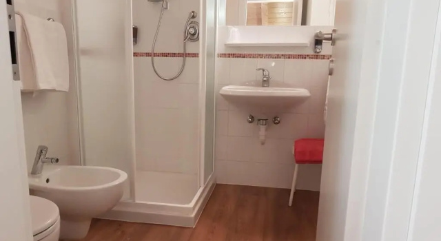 Трёхместный номер Economy с видом на горы Villa Adria B&B