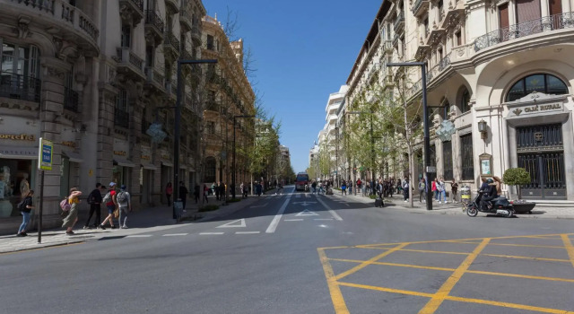 Apartamentos Reina Isabel, Забронировать Апартаменты/квартира Гранада Granada Province, рядом с Городской совет Гранады