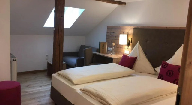 Alpengasthof zur Post, Rezervovat Hotel Hotely v Tyrolsko se snídaní, Snídaně