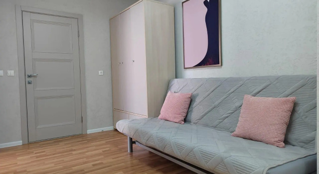 EKB.Studio (ЕКБ.Студио) на улице Уральская 75, Забронировать Отель Отели Городского округа Екатеринбурга - Северный управленческий округ с парковкой, Парковка