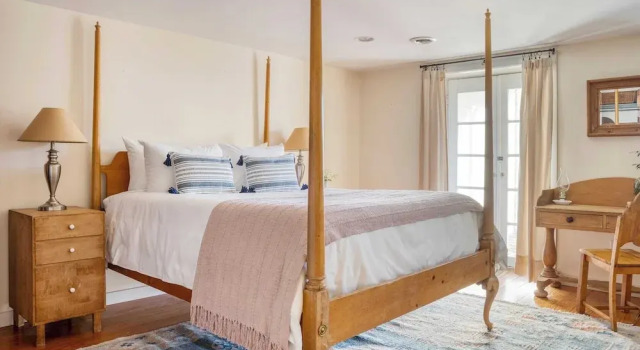 Historic & Secluded Estate on the Hudson River w/ Pool Sleeps 24 River House by Avantstay