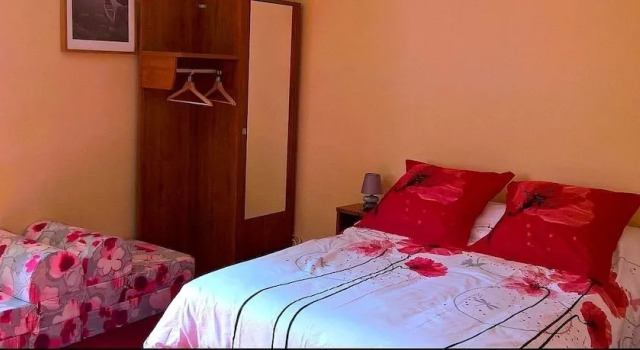 La Roseraie, Rezerwuj Hotel Amberieux-en-Dombes Ain