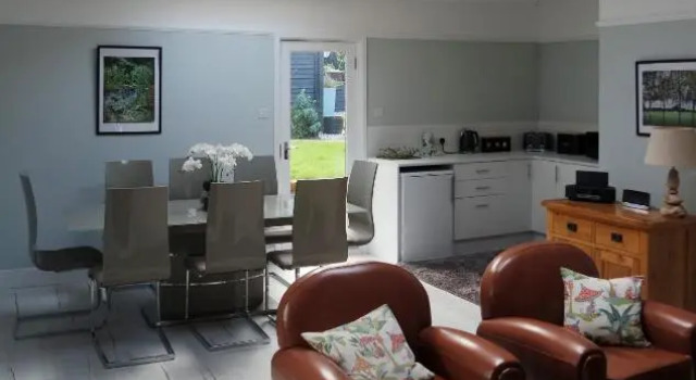 Spring cottage, Забронировать Дом для отпуска Виллы Исторического графства Суссекса, Вилла