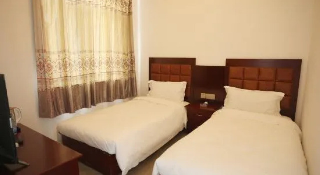Двухместный номер Standard Gaoqing Hua Xia Hotel