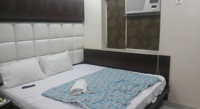 Hotel Pink City Opposite New Delhi Railway Station, Забронировать Отель Отели Нью-Дели 3 звезды, рядом с Железнодорожный вокзал Нью-Дели, 3*