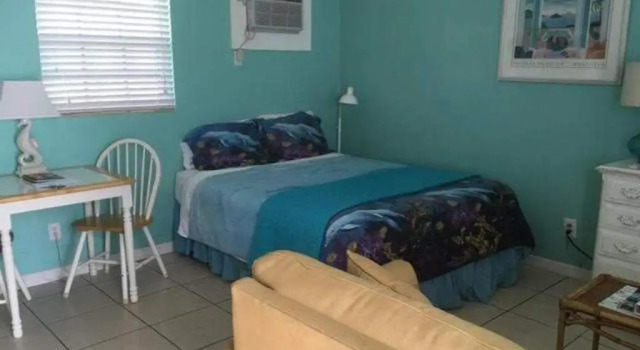Seahorse Beach Bungalows