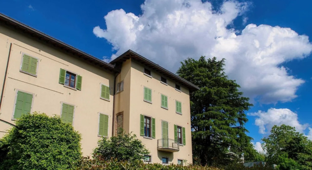 Loft Venere, Prenota Appartamento Hotel a Como con parcheggio, Parcheggio