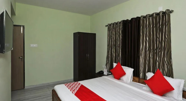 Oyo 14733 De 85, Reserva ahora Hotel Hoteles en Bengala Occidental con aparcamiento, Aparcamiento