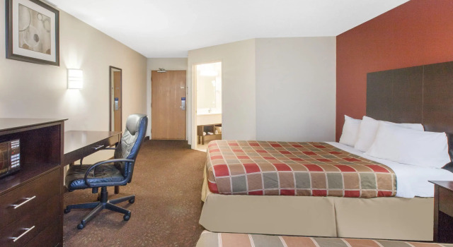 Baymont by Wyndham Detroit Airport/Romulus, Prenota Hotel Romulus Detroit Metropolitan Area