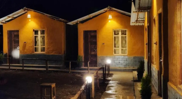 Monkey Mud House and Camps, Bir, Забронировать Хостел Недорогие отели штата Химачал-Прадеш, недорого