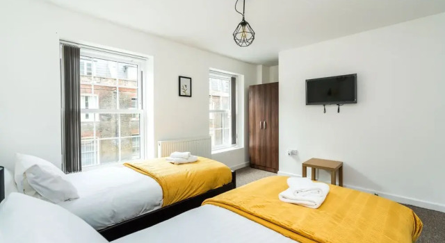 Contemporary 2BD Flat Bloomsbury Central London, Забронировать Отель Лондон Большой Лондон, рядом с Картезианский монастырь