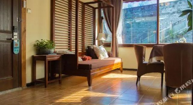 Ziyuan Inn, Rezerwuj Hotel Dali Yunnan