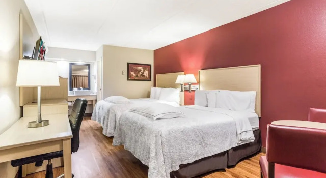 Номер Premium Red Roof Inn PLUS+ Nashville North Goodlettsville