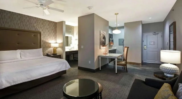 Трёхместный люкс c 1 комнатой Homewood Suites by Hilton Dallas Arlington South