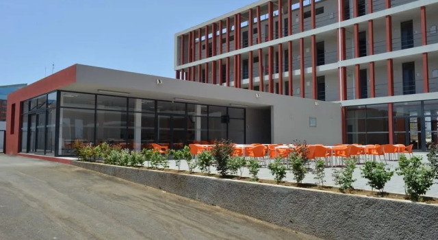 Hotel Escola da EHTCV, Забронировать Отель Отели Sotavento Islands с парковкой, Парковка