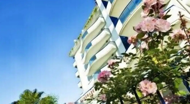 Residence Oltremare, Забронировать Отель Отели Побережья Марок 3 звезды, 3*