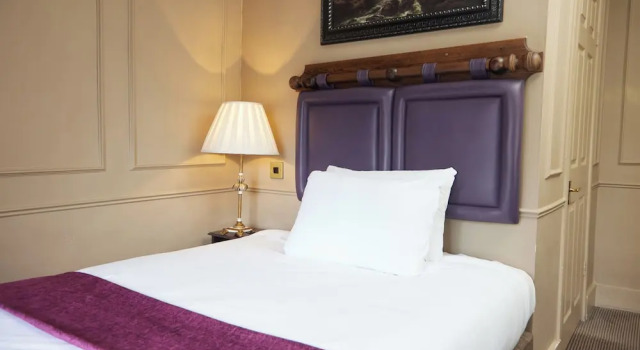 Номер Standard Cock Hotel by Greene King Inns
