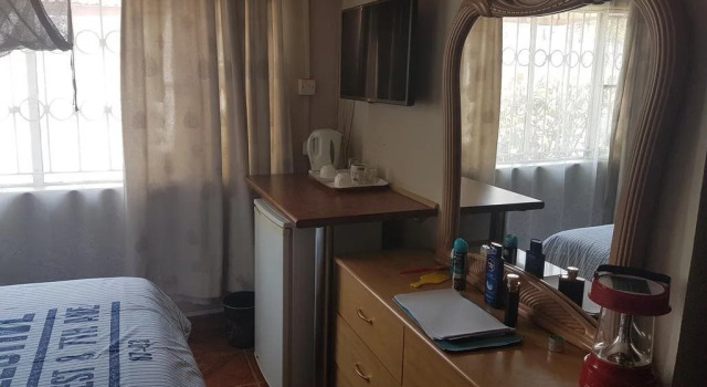 Kaliyangile Guest House