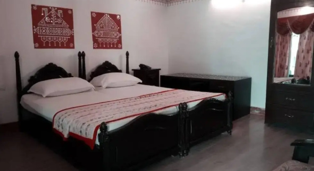 Roopam Resort, Забронировать Курортный отель Отели штата Раджастхана с бассейном, Бассейн