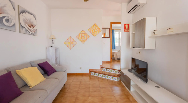 V84B | Villa Oest in Torre Soli Nou