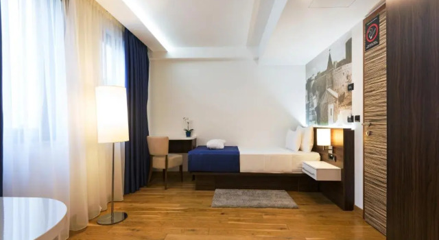 Одноместный номер Standard Abba Hotel