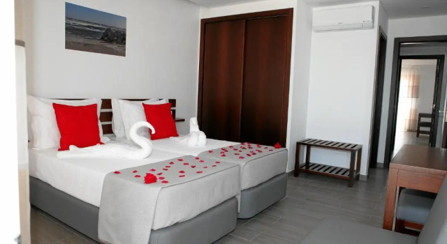 Baleal 4 Surf, Rezervovat Hotel Hotely v Oeste s parkováním, Parkování