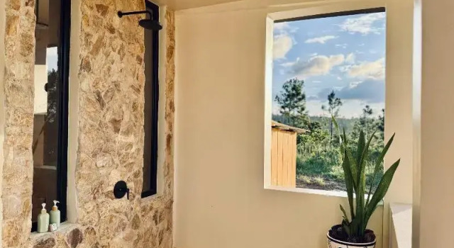 Suite con balcone e con vista sul fiume Hidden Valley Wilderness Lodge