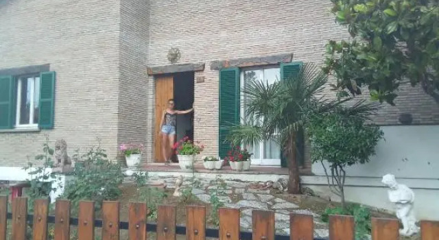 AFFITTACAMERE VILLA SOFIA accanto Ospedale con ampio giardino, Забронировать Вилла Виллы Побережья Марок, Вилла