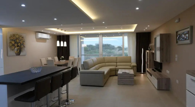 Wileg 4B Luxury Two Bedroom Apartment with Shared Swimming Pool., Book Apartment Hotels in Nadur with Parking, Parking