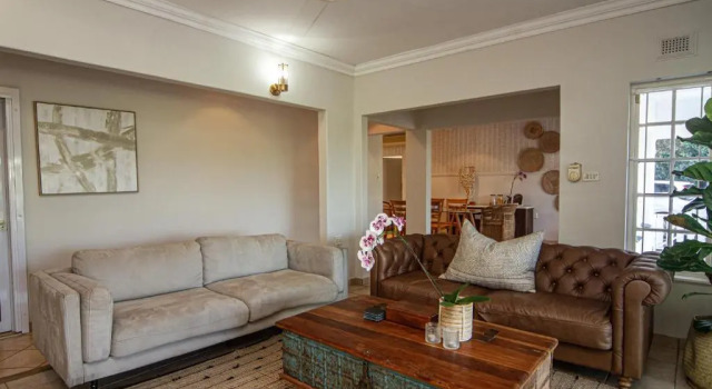Shelbourne Boutique Lodge, Забронировать Бутик-отель Бизнес-отели Умхланга, 4* 5*