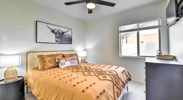 Коттедж с 4 комнатами Pool, BBQ & Patio: Gilbert Getaway Near Golfing