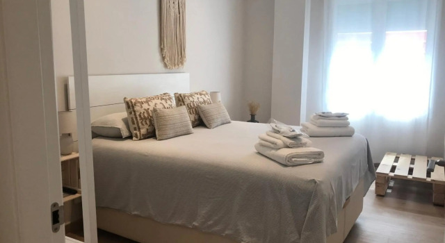 Apartamento equipado playa Valencia OnesDeMar, Забронировать Апартаменты/квартира Пляж 