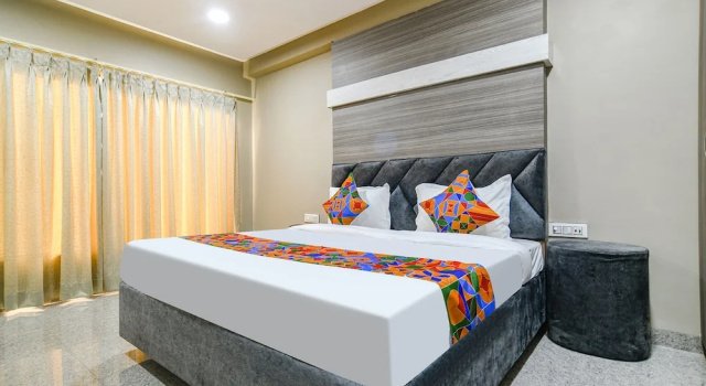 Номер Deluxe Fabhotel Classic Inn