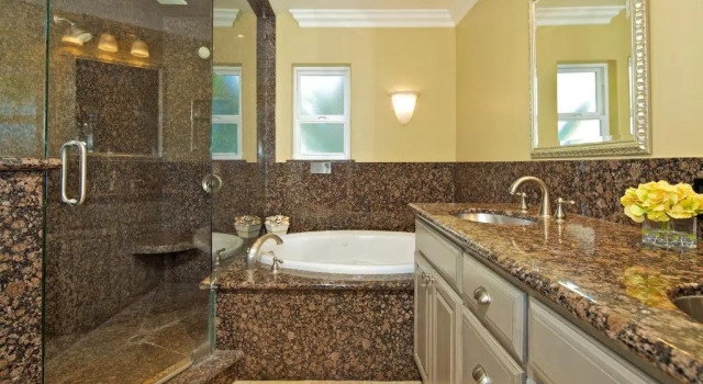 Полулюкс Luxury Ocean Palms Beach Resort