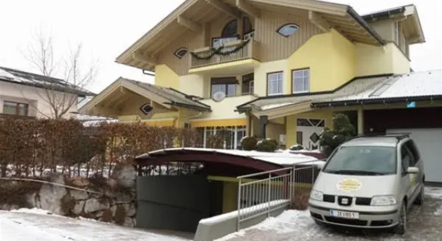 Villa Theresa, Забронировать Вилла Капрун 