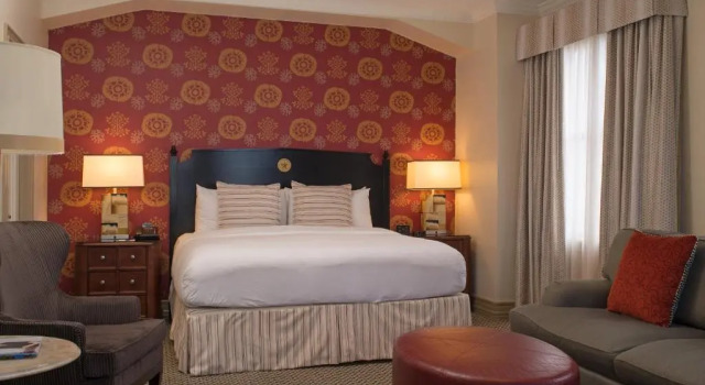Двухместный клубный номер Standard The Stephen F Austin Royal Sonesta Hotel