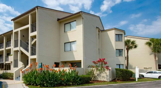 Ocean Villas #76, Buchen Sie Ferienwohnung Coquina Gables Florida