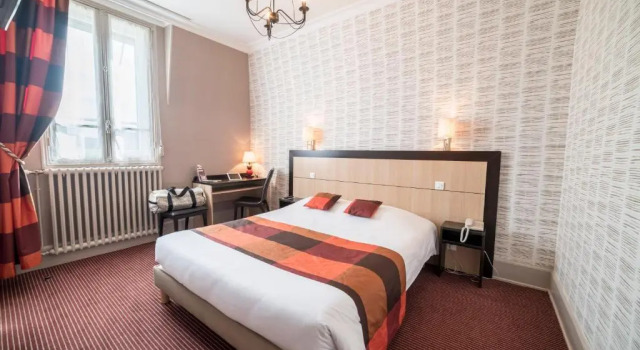 Двухместный номер Superior The Originals Boutique, Hôtel Normandie, Auxerre