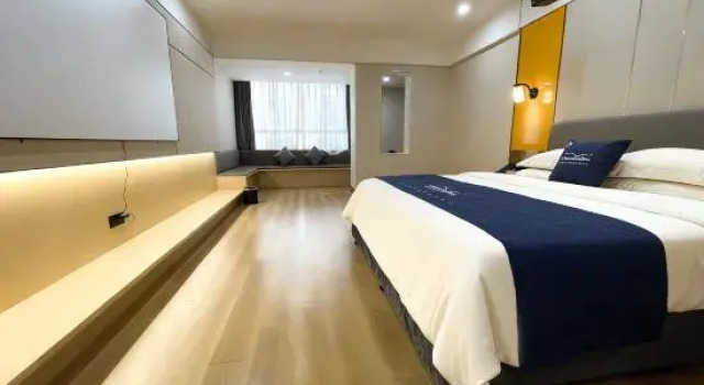 Тент Po Lei Hotel (Dongguan Houjie International Exhibition Center Metro Station)
