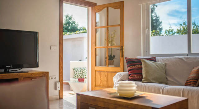 Villa Can Petrus, con piscina y wifi gratis, Rezerwuj Willa Hotele w Majorka z parkingiem, Parking