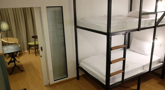 Кровать в общем номере Vimarn Hostel