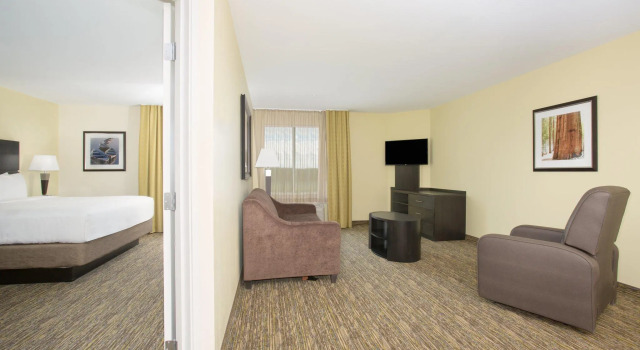 Двухместный люкс c 1 комнатой Candlewood Suites Longmont - Boulder Area by IHG