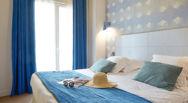Picturesque Deauville Apartment for 6, Забронировать Апартаменты/квартира Довиль Кот Флёри, рядом с Пристань Довиля